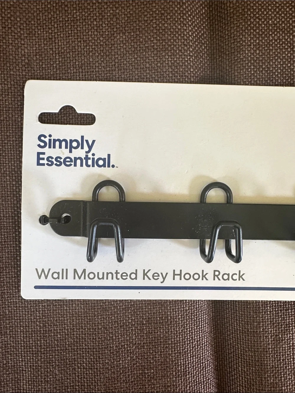 Simple Essential Black Wall-Mounted Key Hook Rack